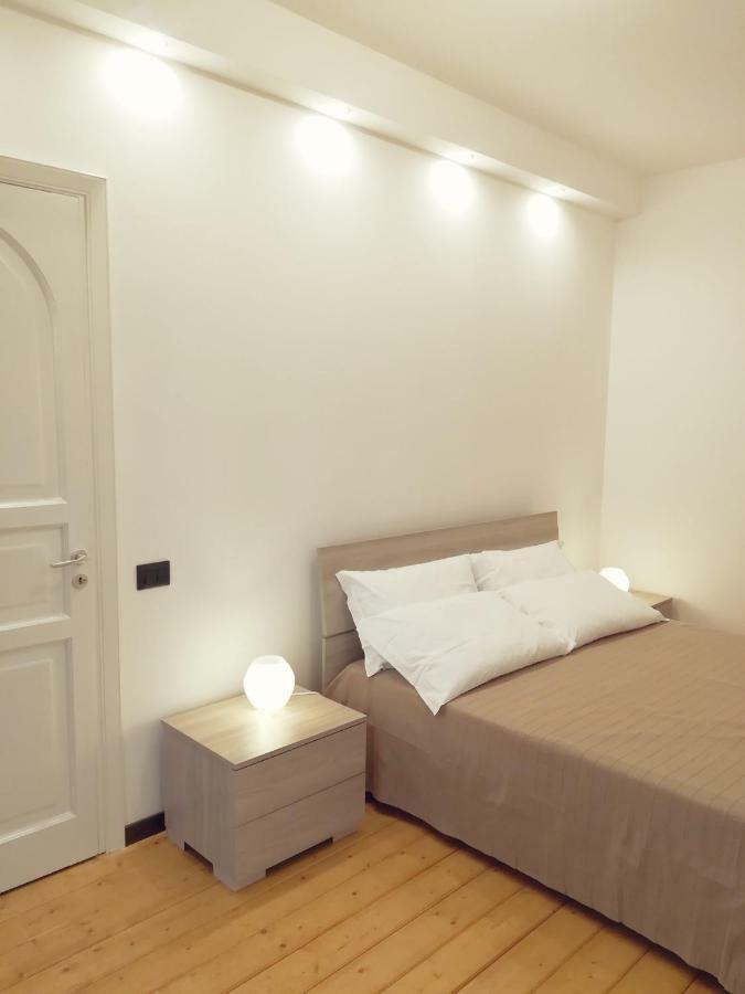 Luxurious Street Apartments Катания Экстерьер фото