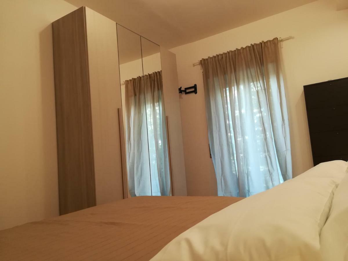Luxurious Street Apartments Катания Экстерьер фото