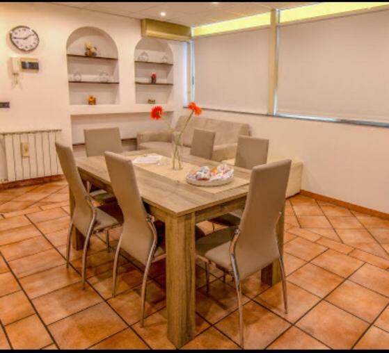 Luxurious Street Apartments Катания Экстерьер фото